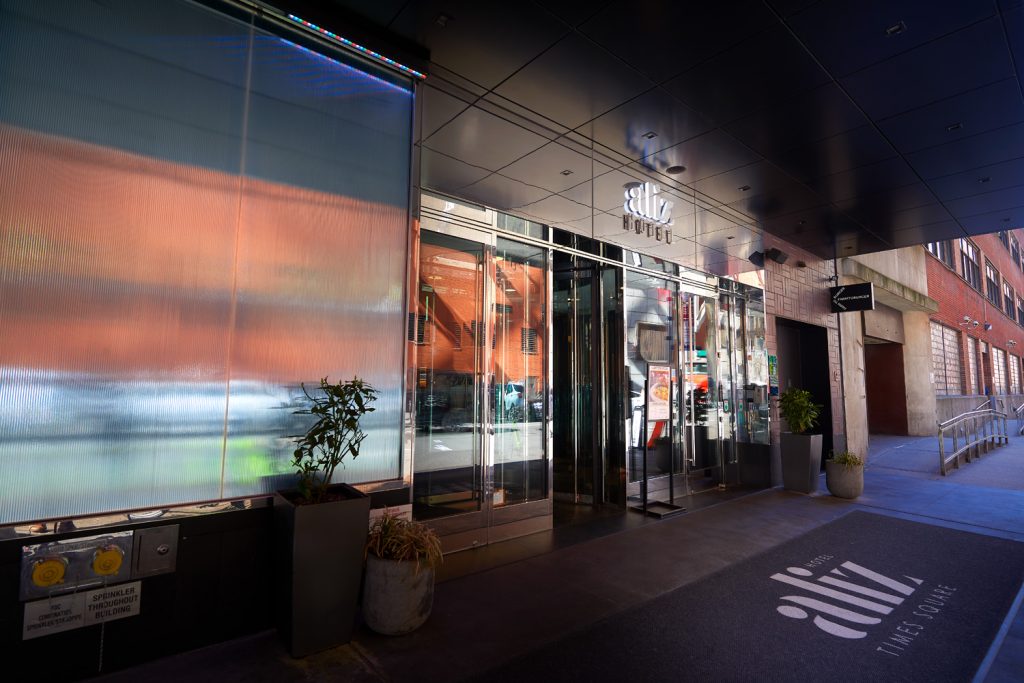 Aliz Hotel - Lobby entrance