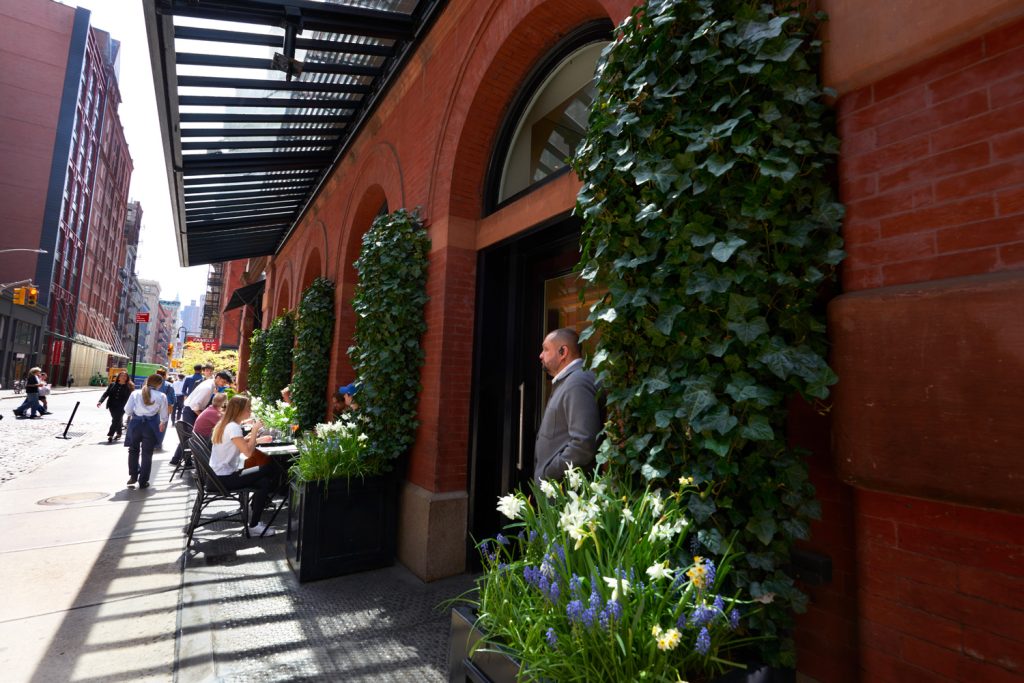 The Mercer - Lobby entrance