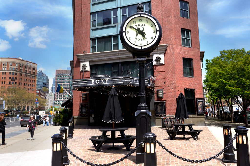 The Roxy Hotel - Lobby entrance