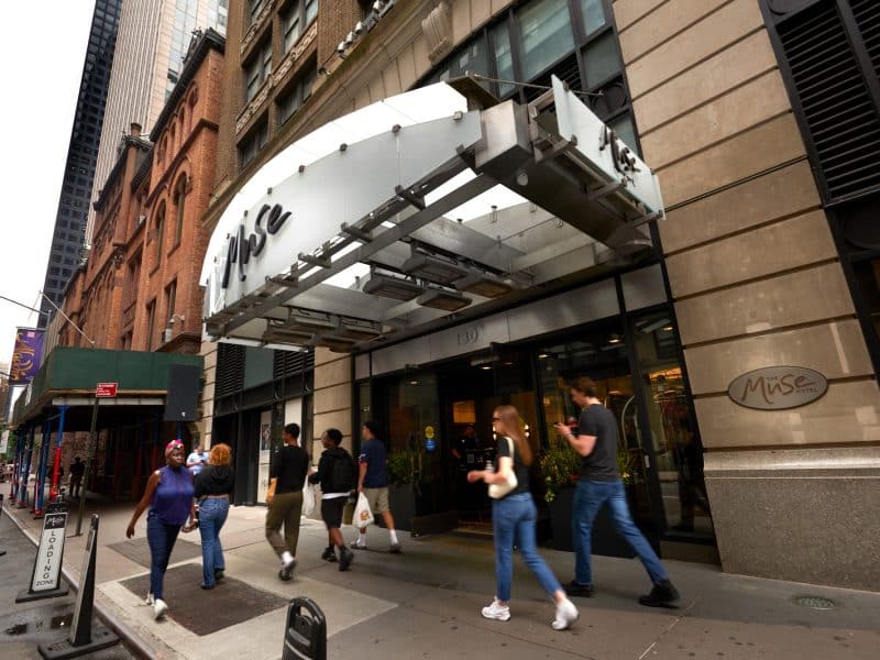 qode-ouml-gallery-img