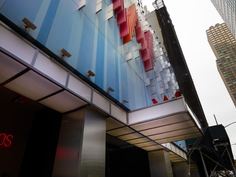 W - Times Square - Entrance