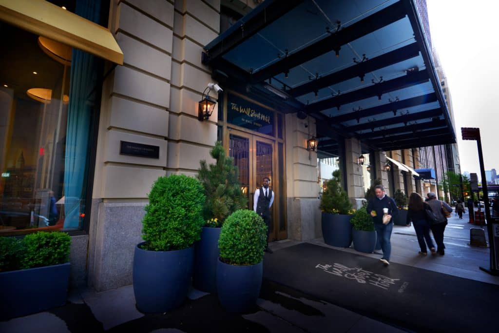 The Wall Street Hotel - Lobby entrance