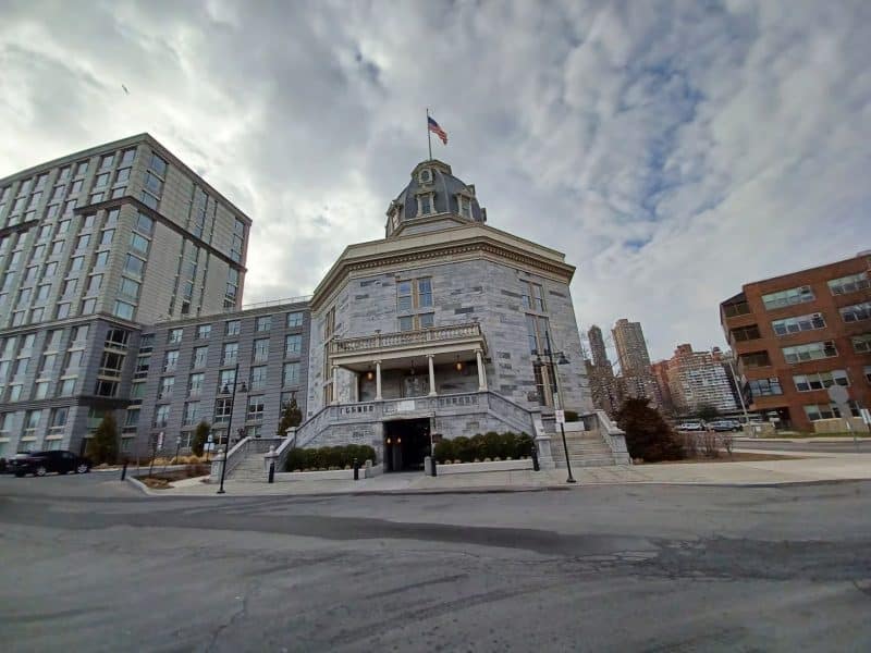 qode-ouml-gallery-img