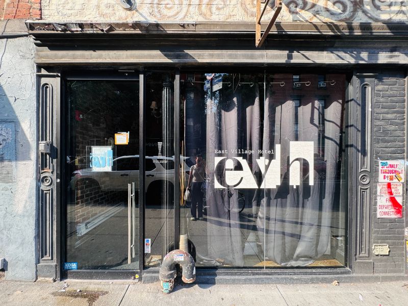 East Village Hotel - Entrance