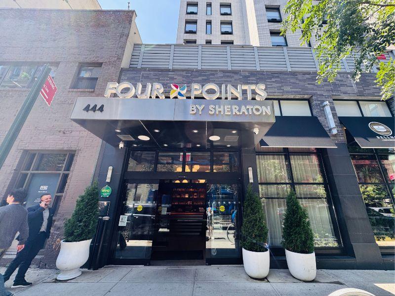 Four Points by Sheraton Manhattan Midtown West - Entrance