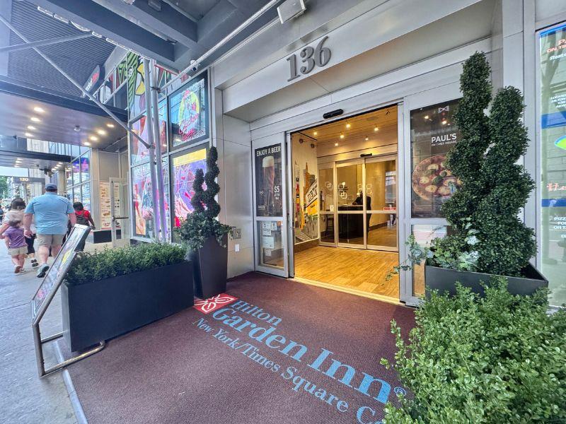 Hilton Garden Inn New York_Times Square Central - Entrance