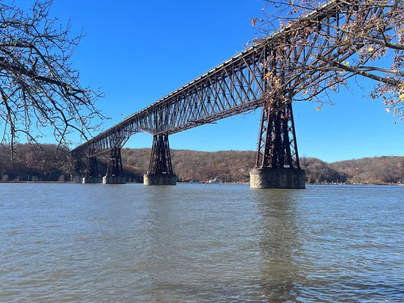 Hudson Tour with Sleepy Hollow and Walkway Over Hudson