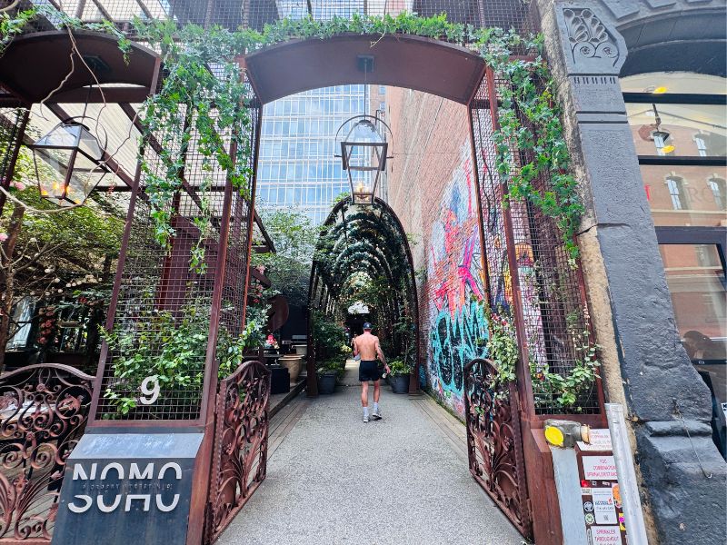 NOMO SOHO - Entrance