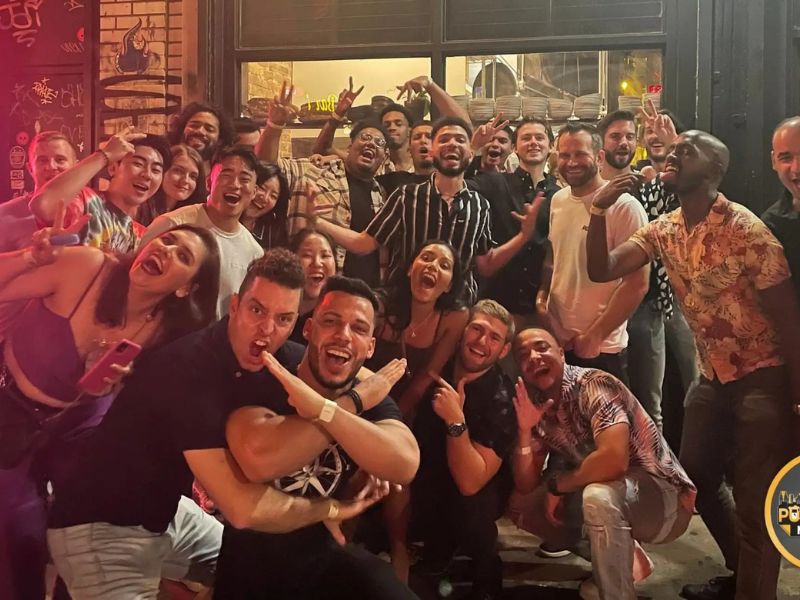 NYC West Village Pub Crawl Experience