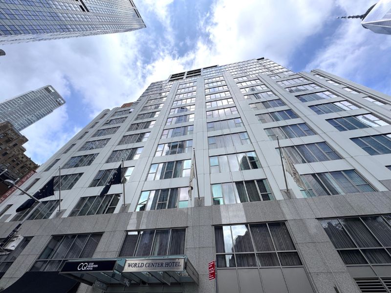 World Center Hotel - Exterior